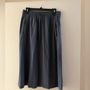 Athleta Blue Midi Travel Skirt (M)